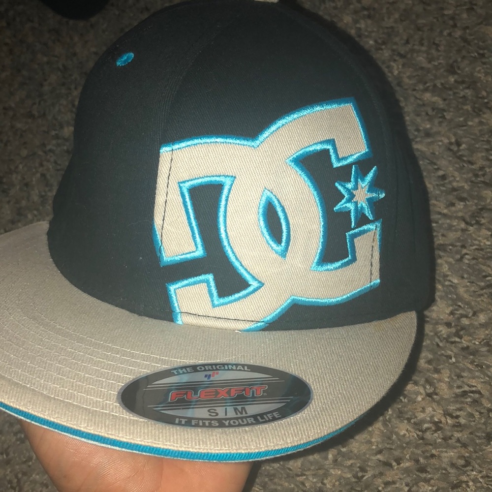 DC Hat Black , light Blue, Grey